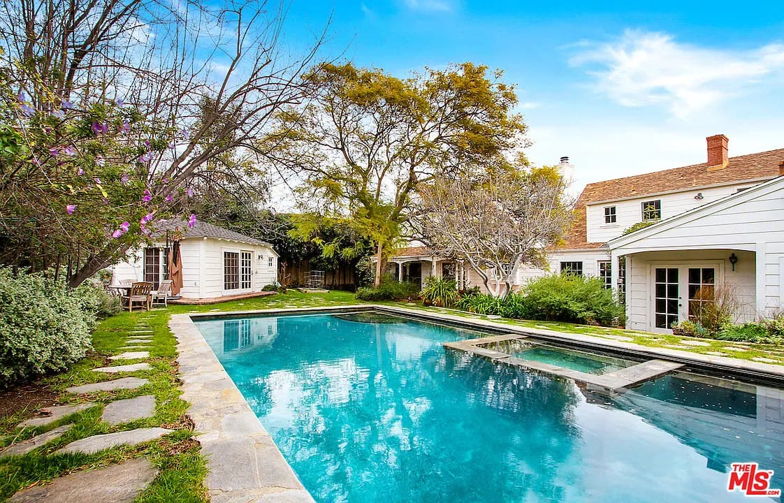 Pacific Palisades photo 2