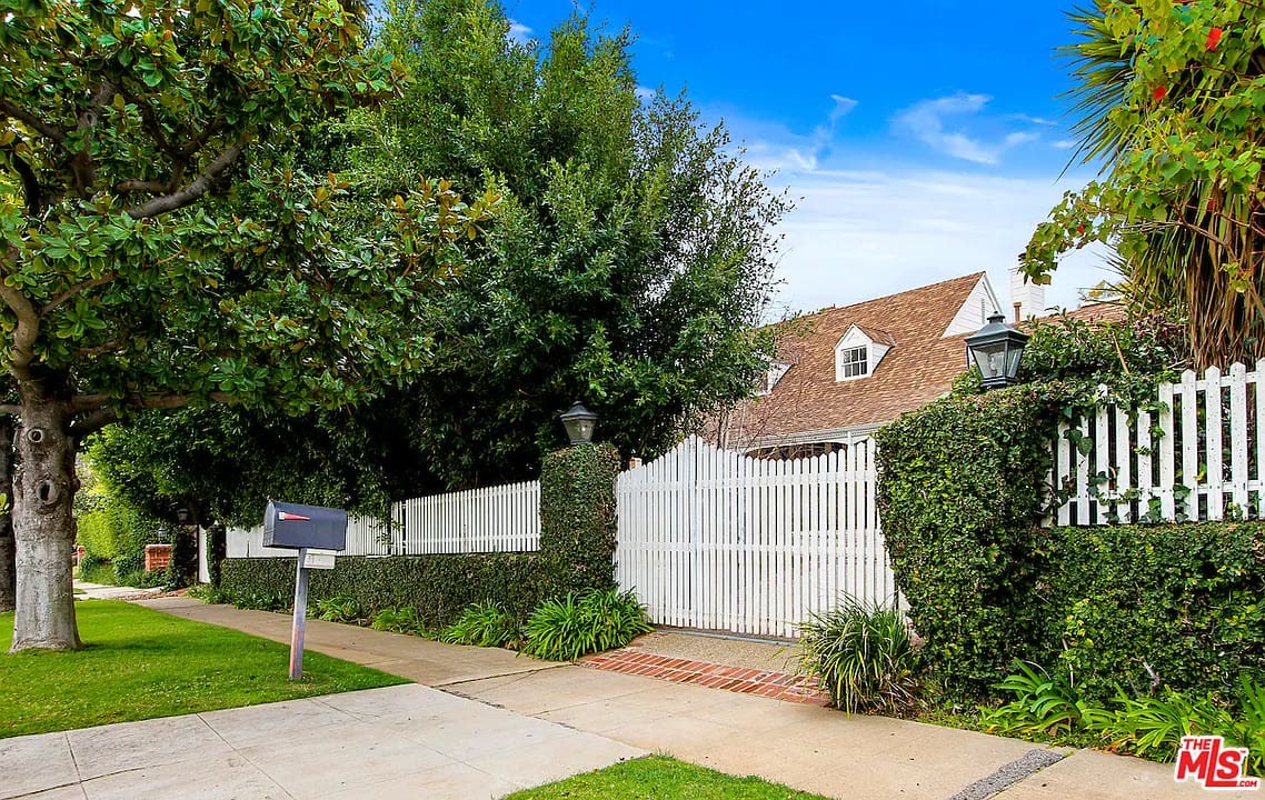 Pacific Palisades photo 9