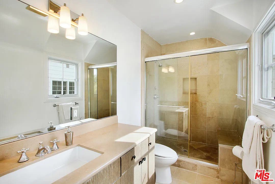 Pacific Palisades photo 19