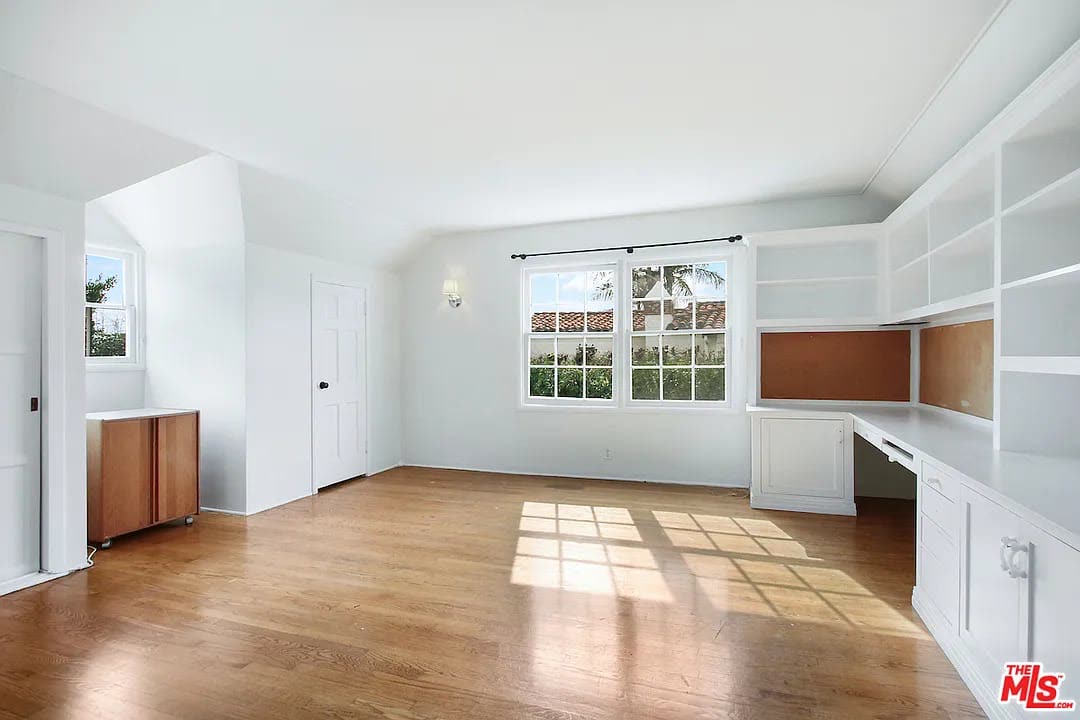 Pacific Palisades photo 22