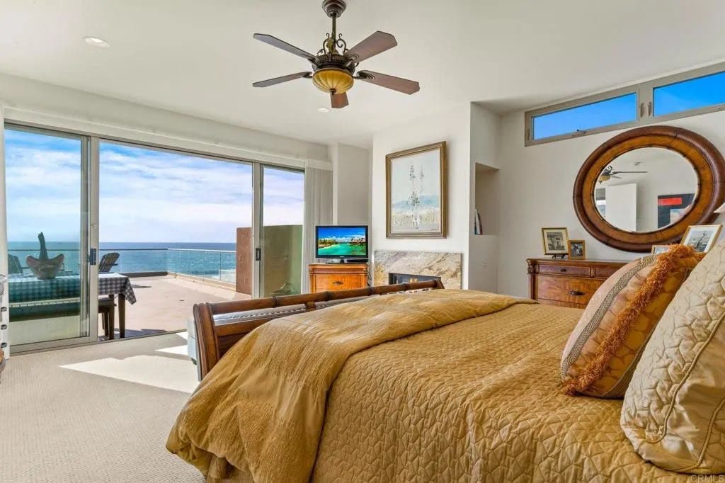 Oceanside photo 10