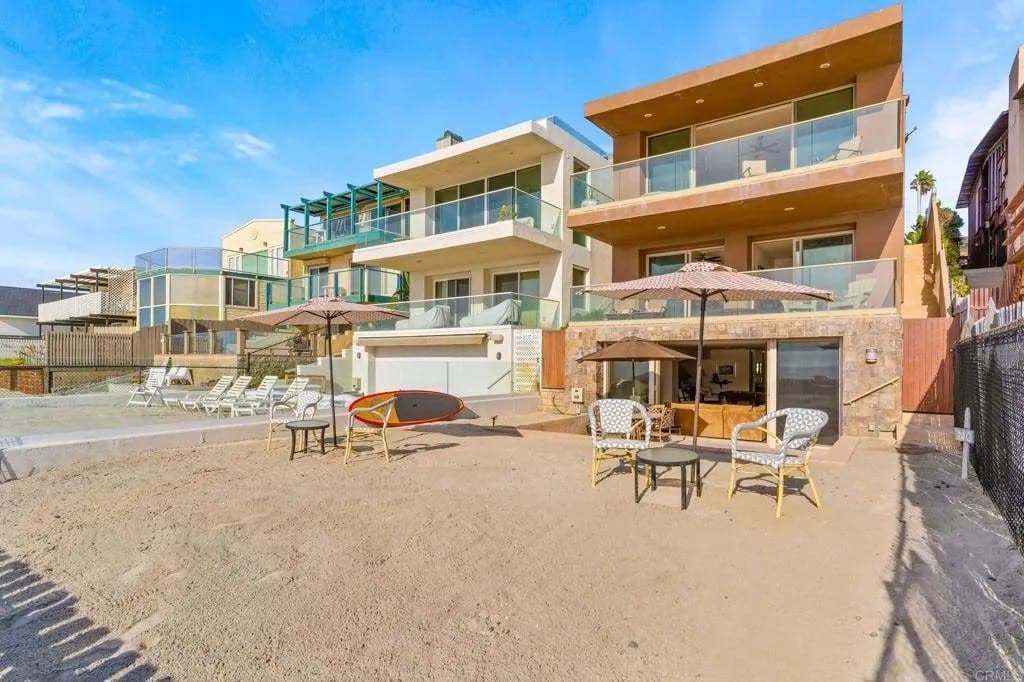 Oceanside photo 15