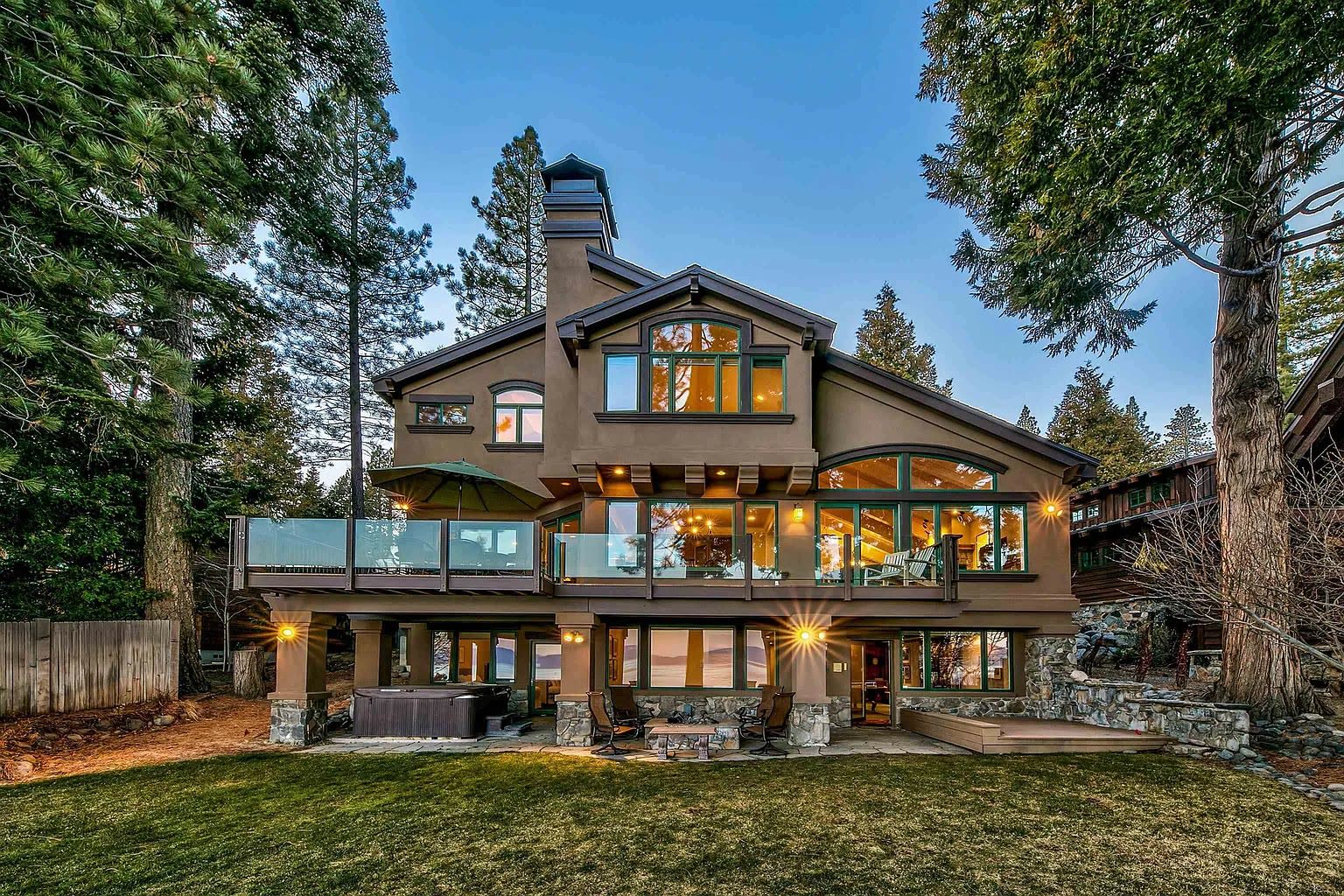 Tahoe City photo 12