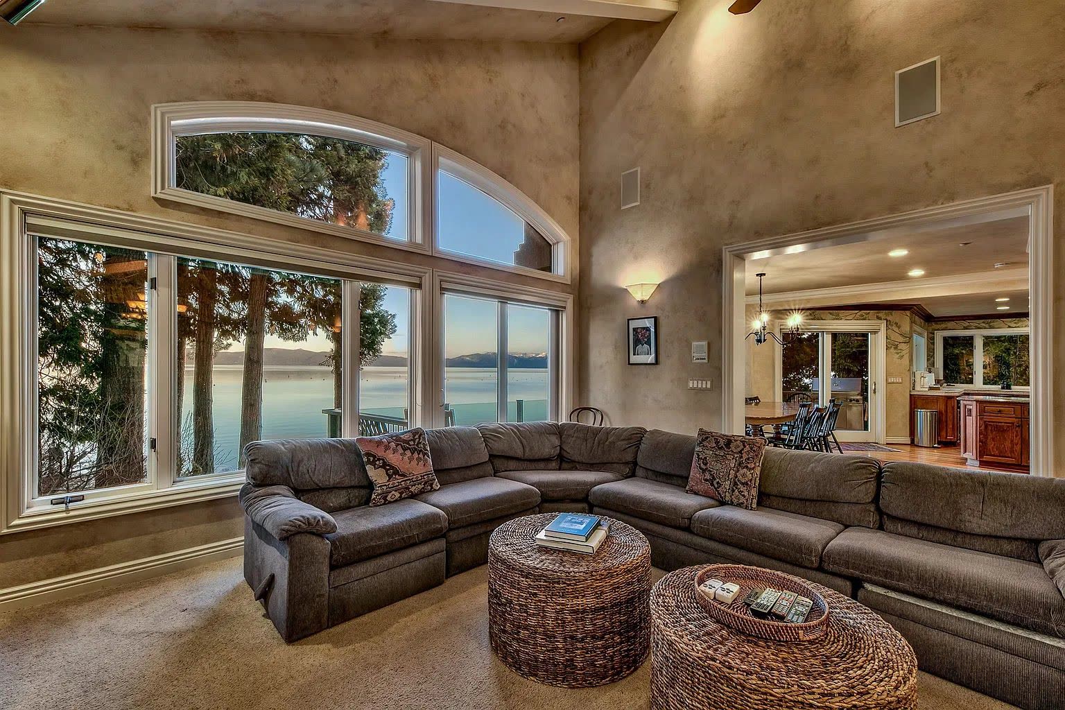 Tahoe City photo 19