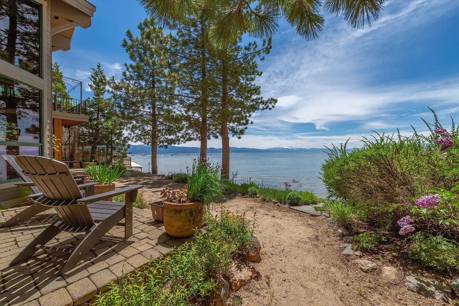 Tahoe Vista photo 3