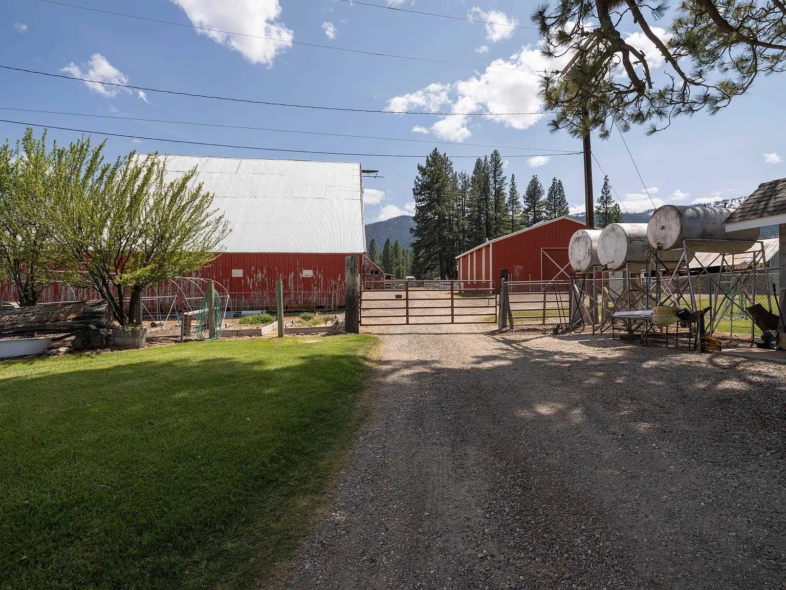 The High Valley Ranch photo 15