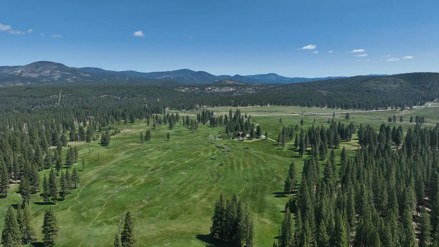 The High Valley Ranch photo 19