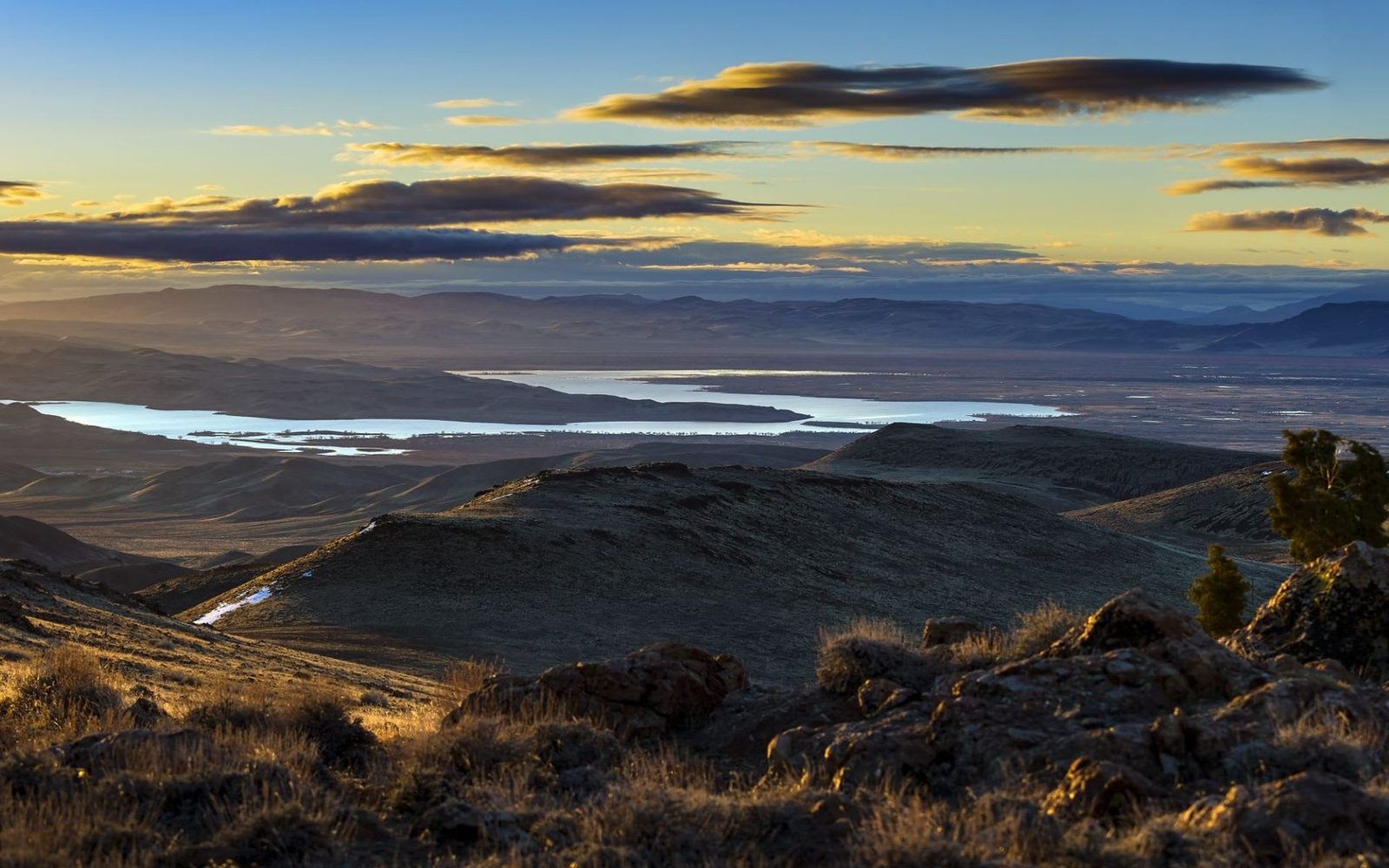 Lahontan, Lake Tahoe