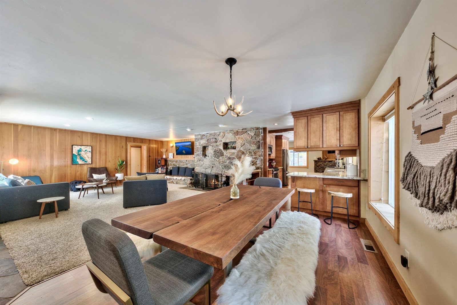 2595 Lake Forest Road — photo 8