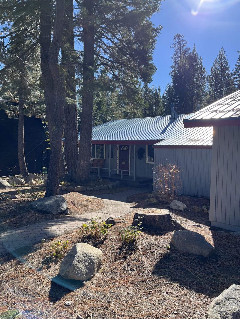 925 Woodside Drive