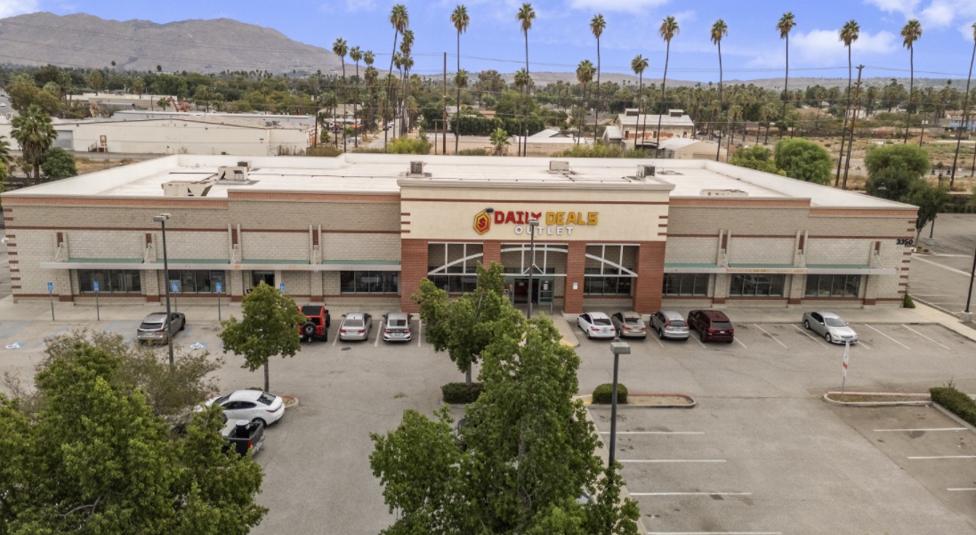 3350 Vine Street, Riverside — freestanding retail building