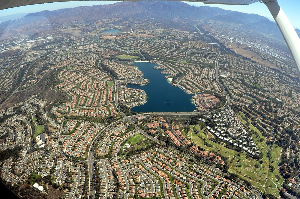 Lake Mission Viejo and surrounding neighborhoods. Naz Mehdi, Mission Viejo realtor