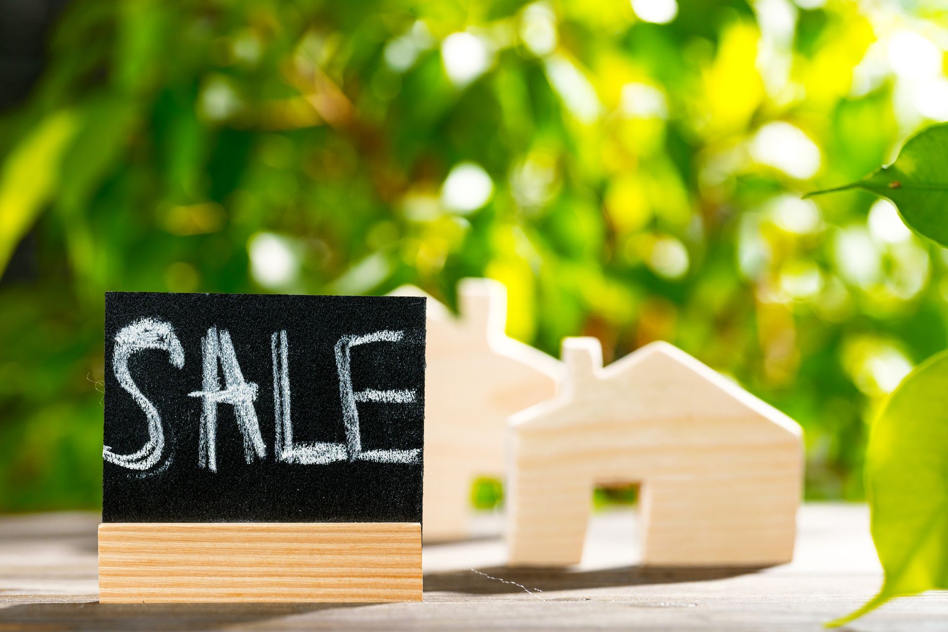 What Does It Take to Sell a Home in Tarzana?