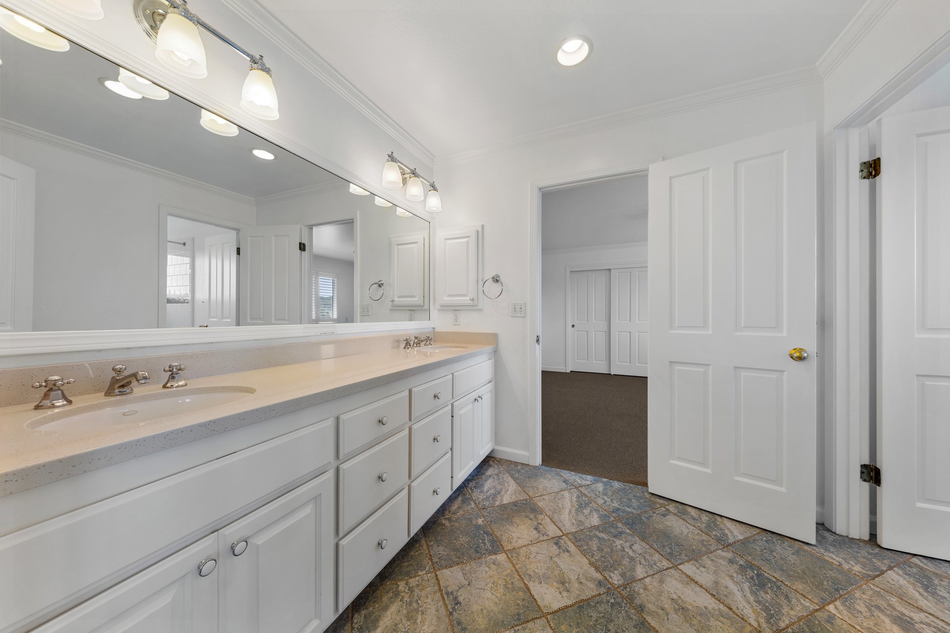 Expansive & Private Novato Estate