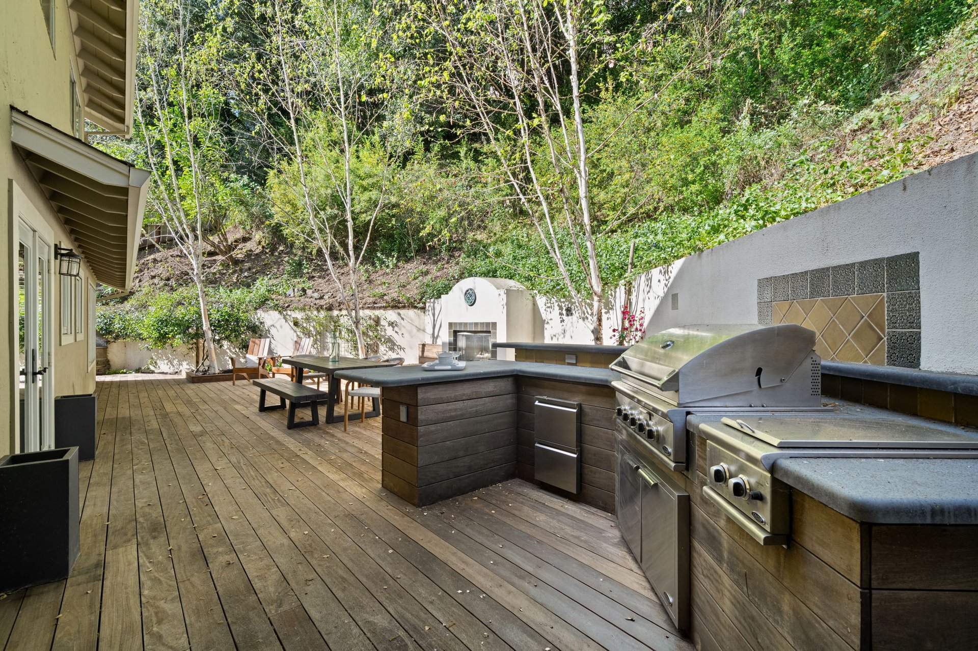 21 Hillside Avenue