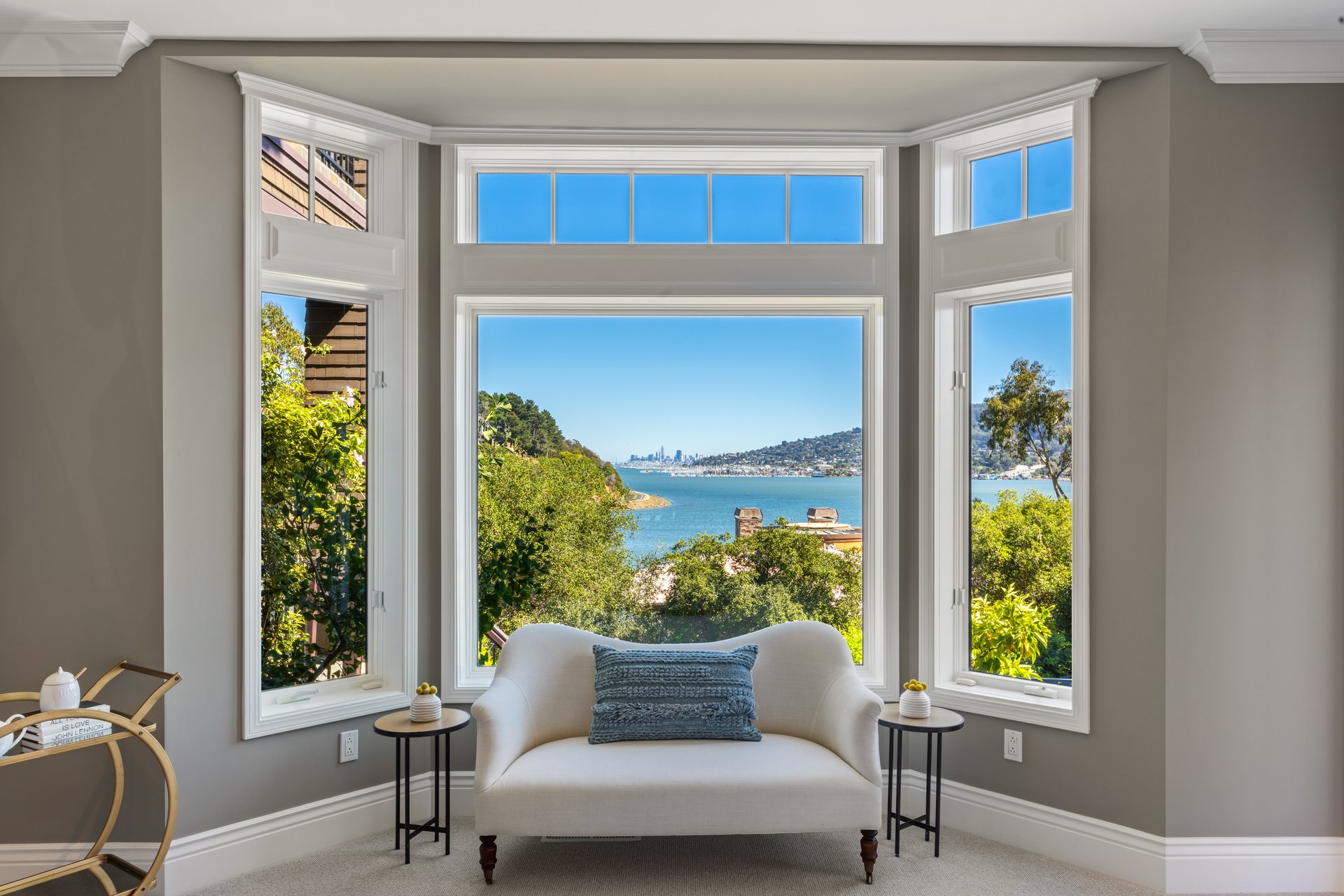 62 De Silva Island Drive