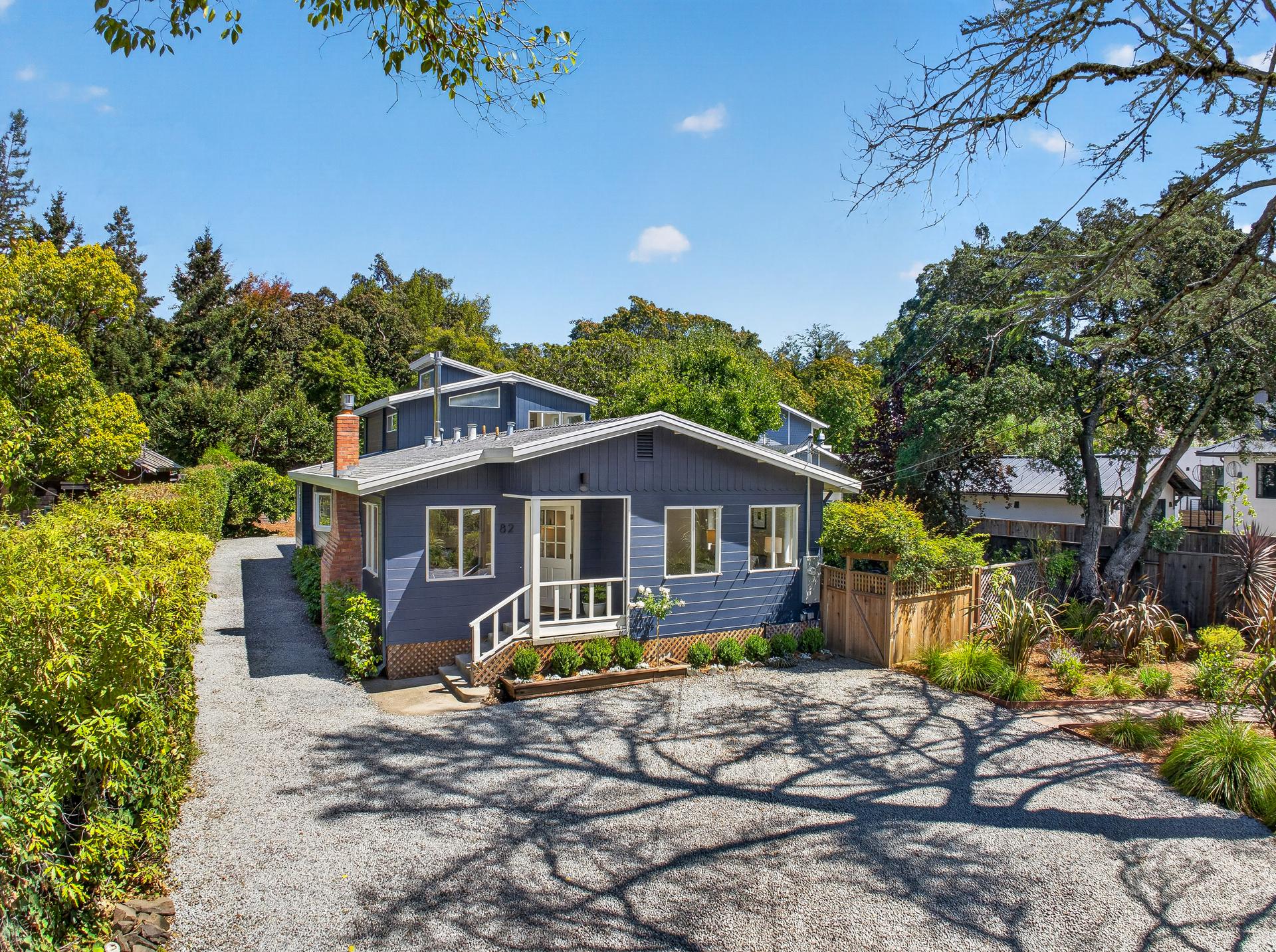 82 Shady Lane