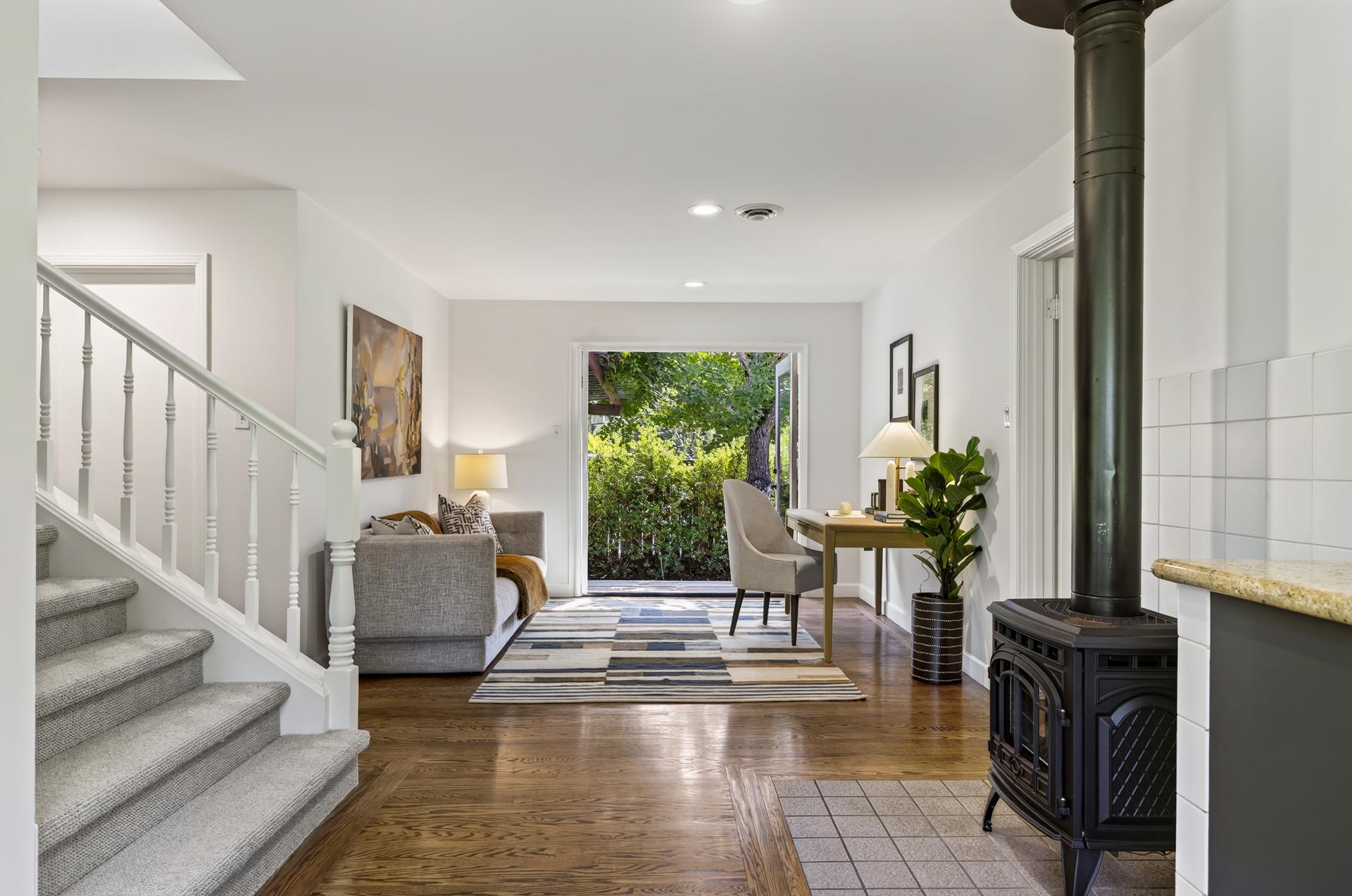 82 Shady Lane