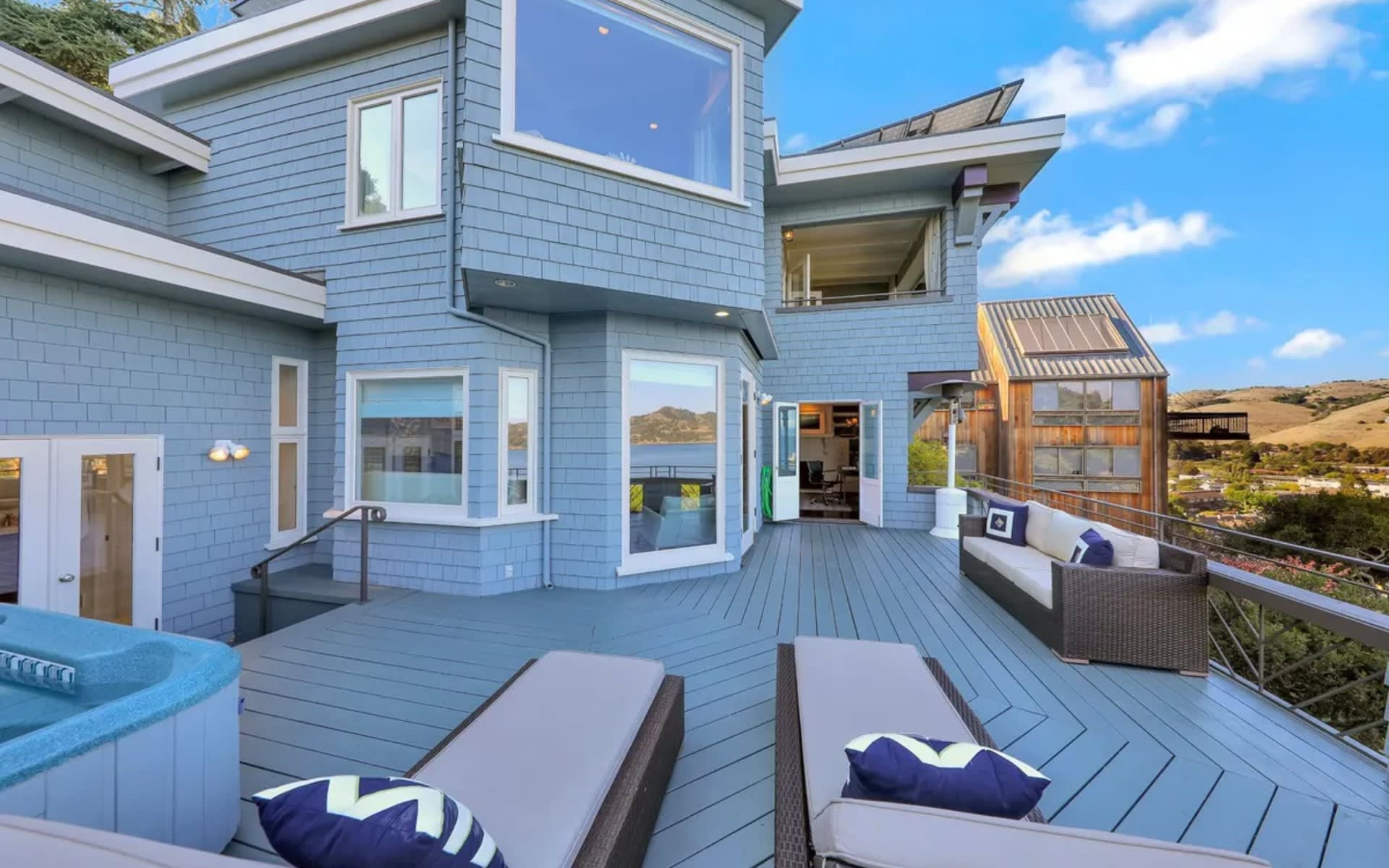 240 Bayview Avenue