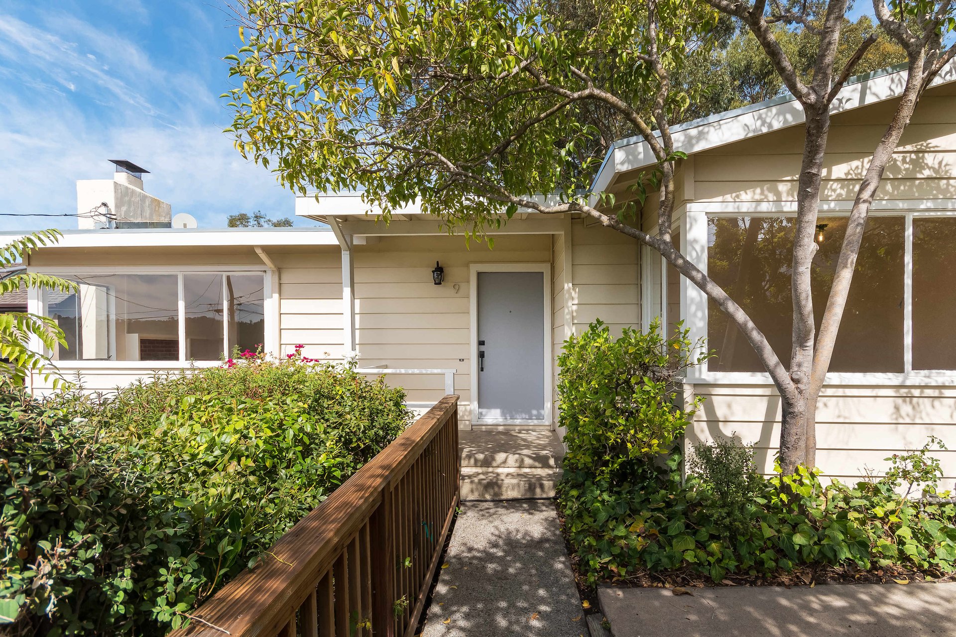 9 Alta Vista Way
