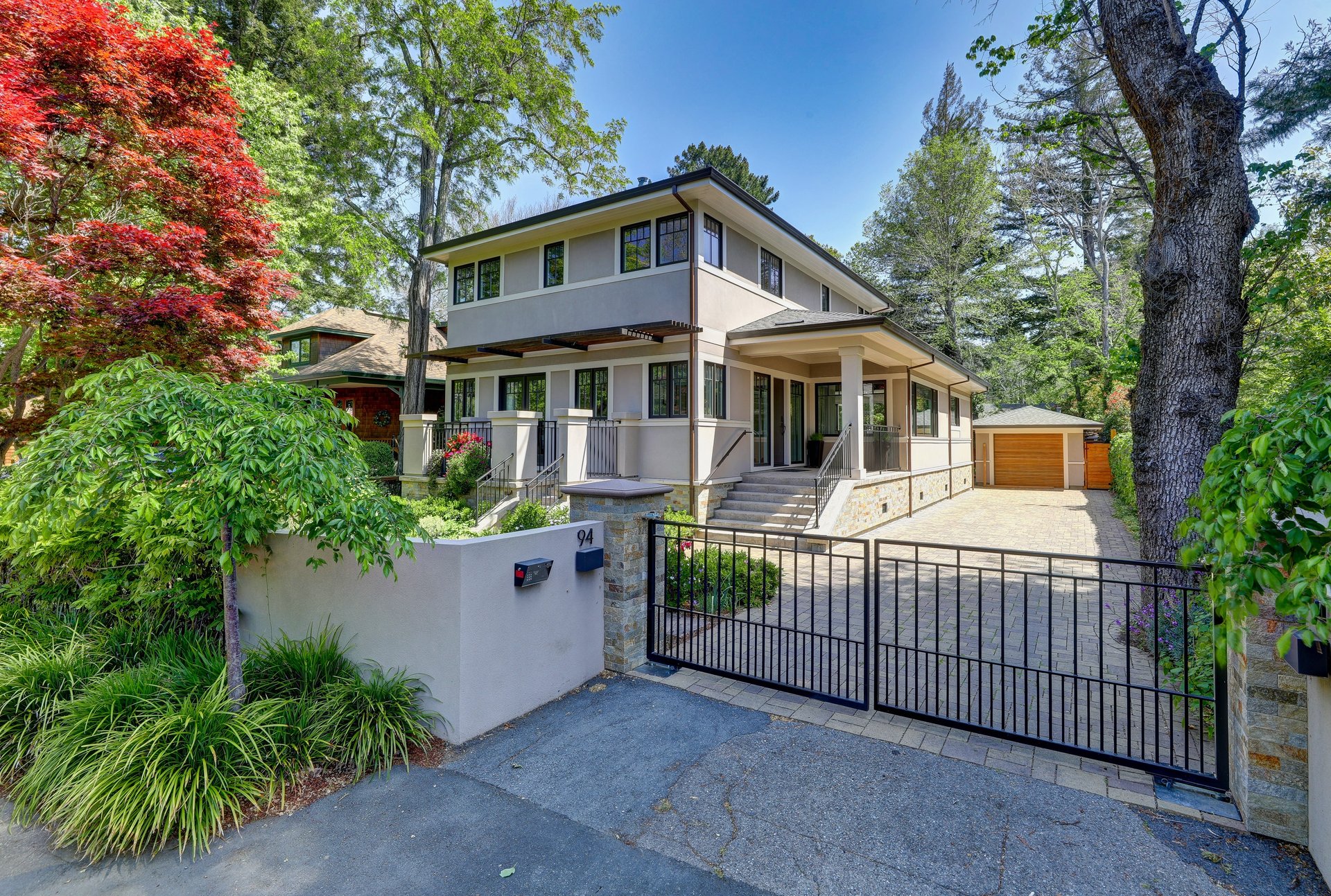 94 Shady Lane