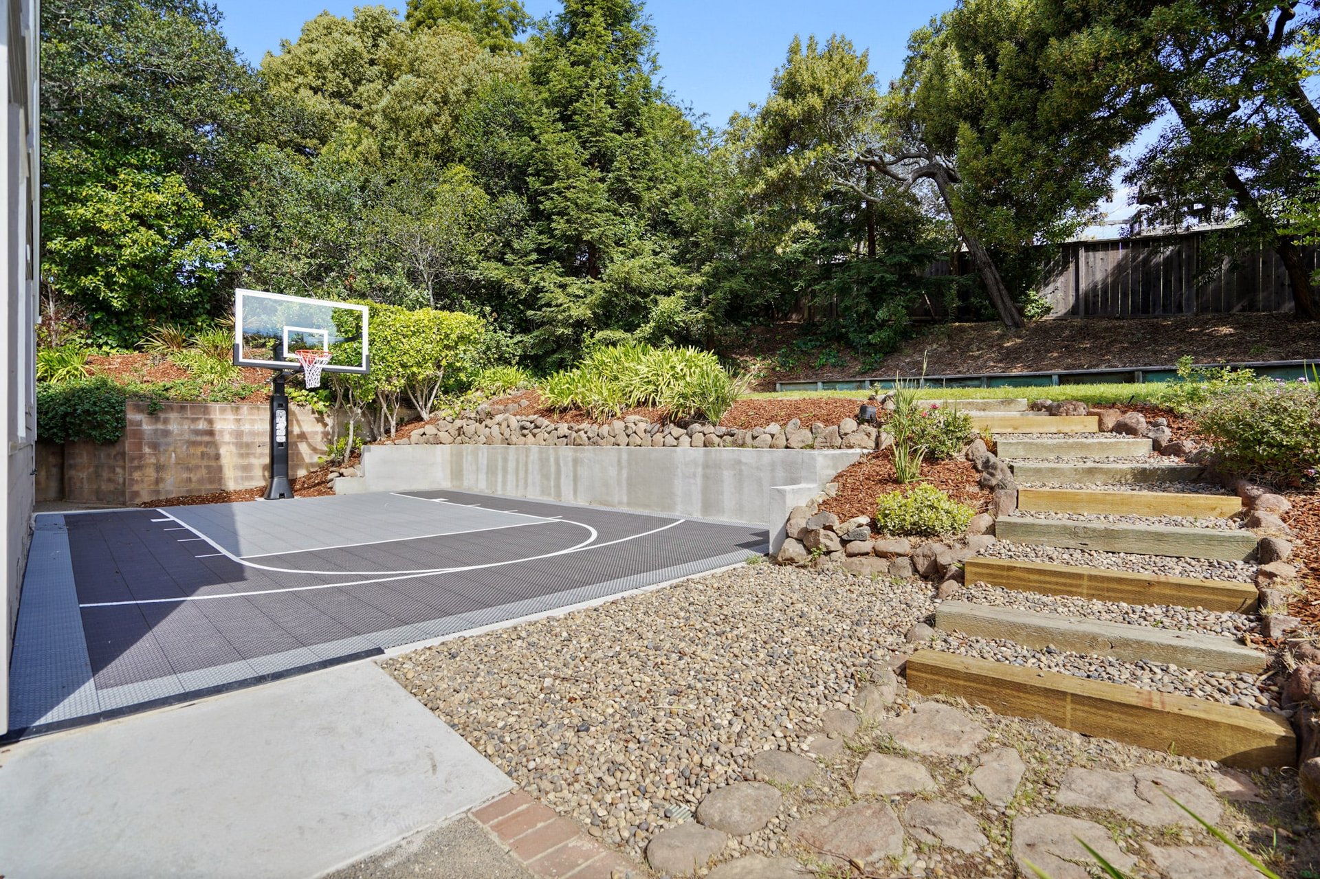 110 Lochinvar Road