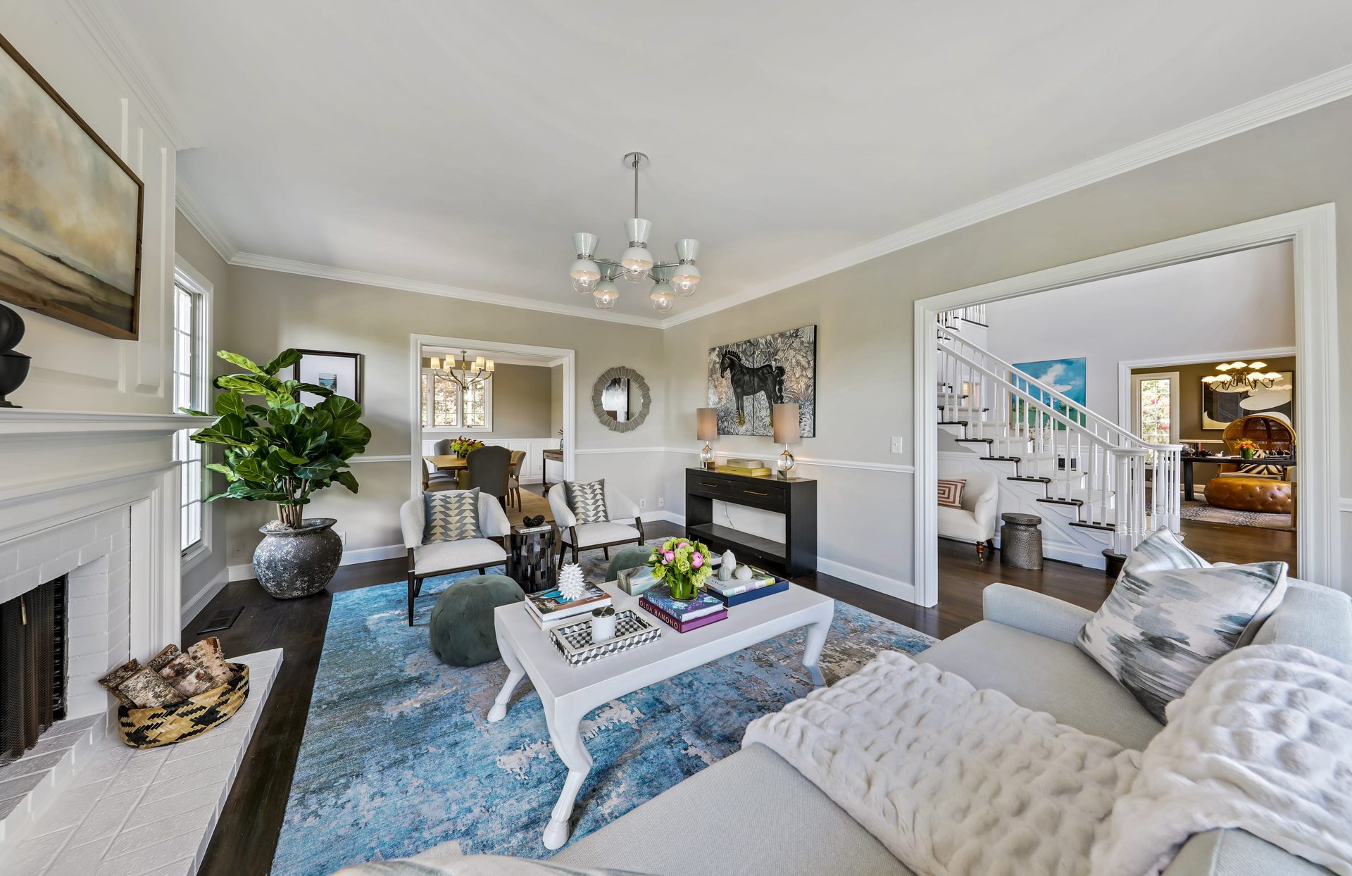 4881 Paradise Drive