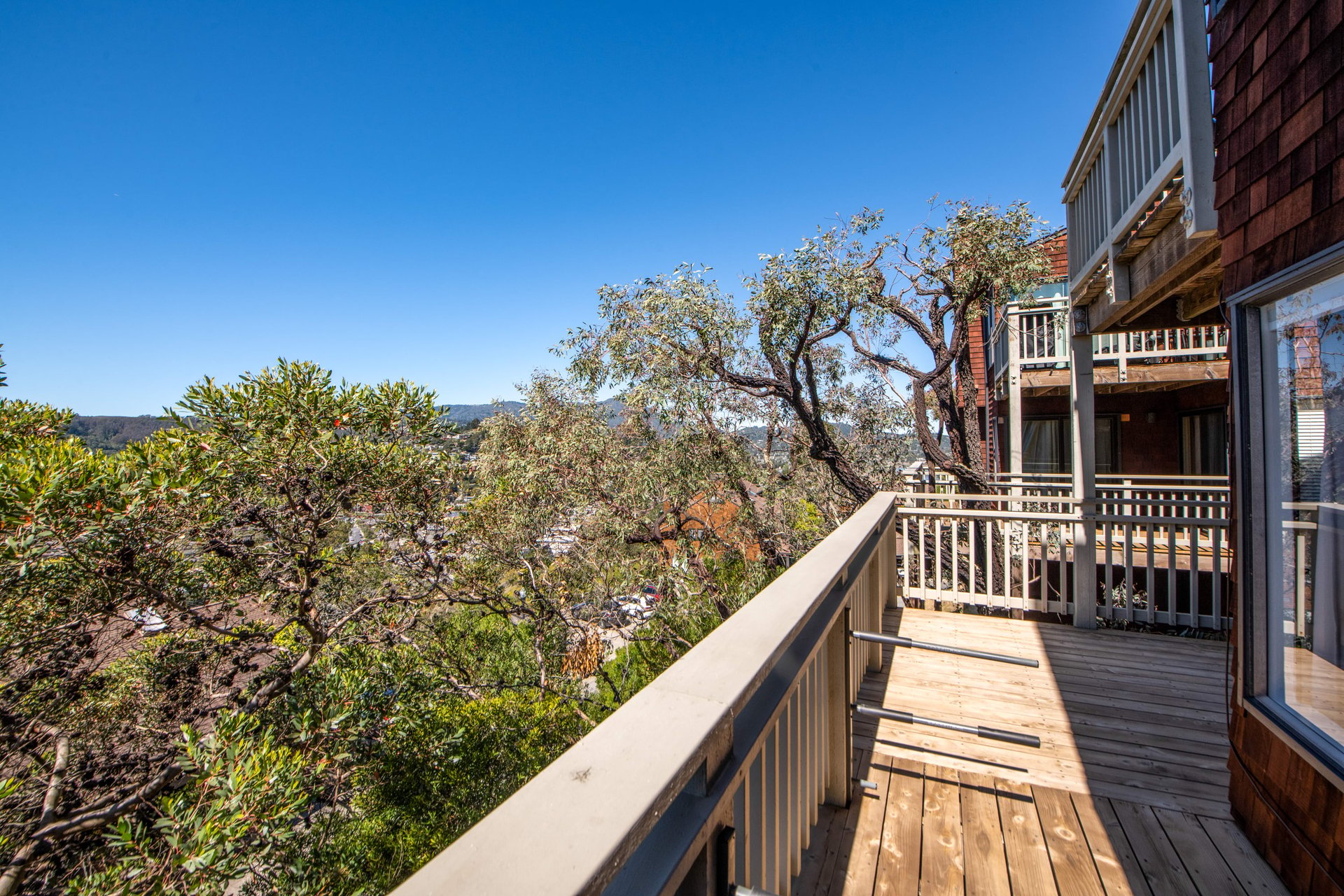 501 Headlands Court