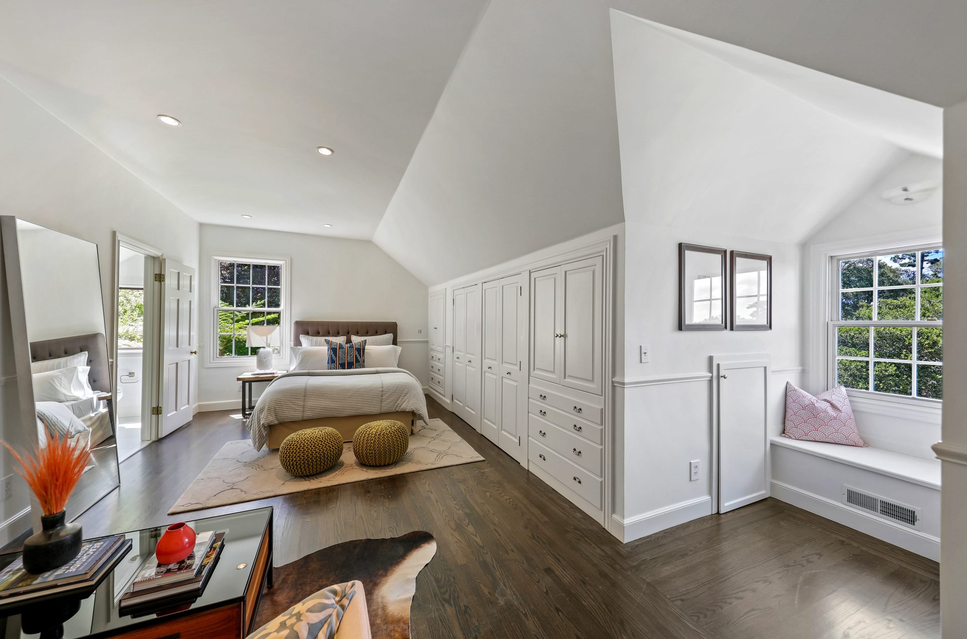 4881 Paradise Drive