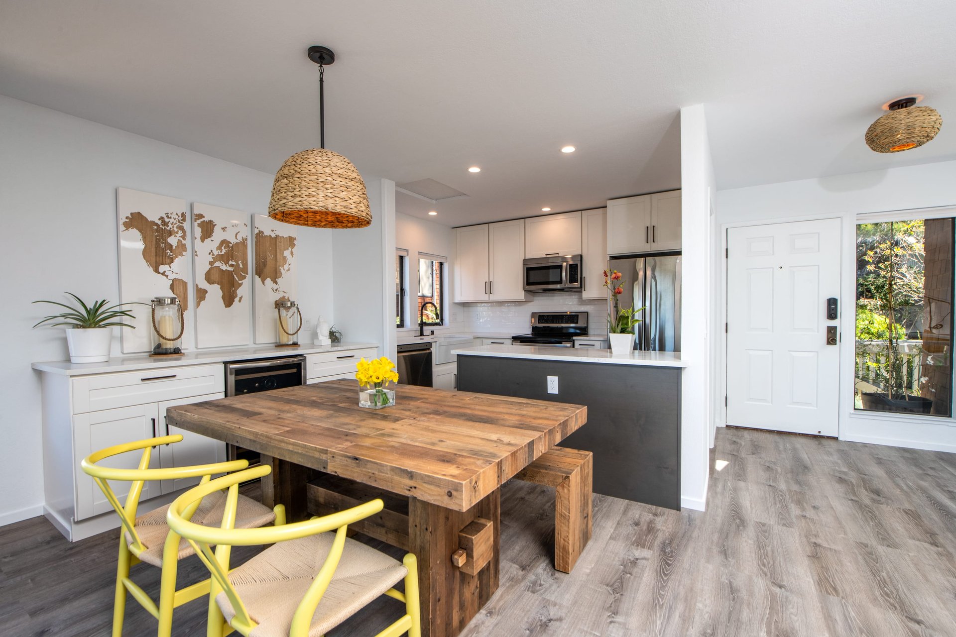 501 Headlands Court
