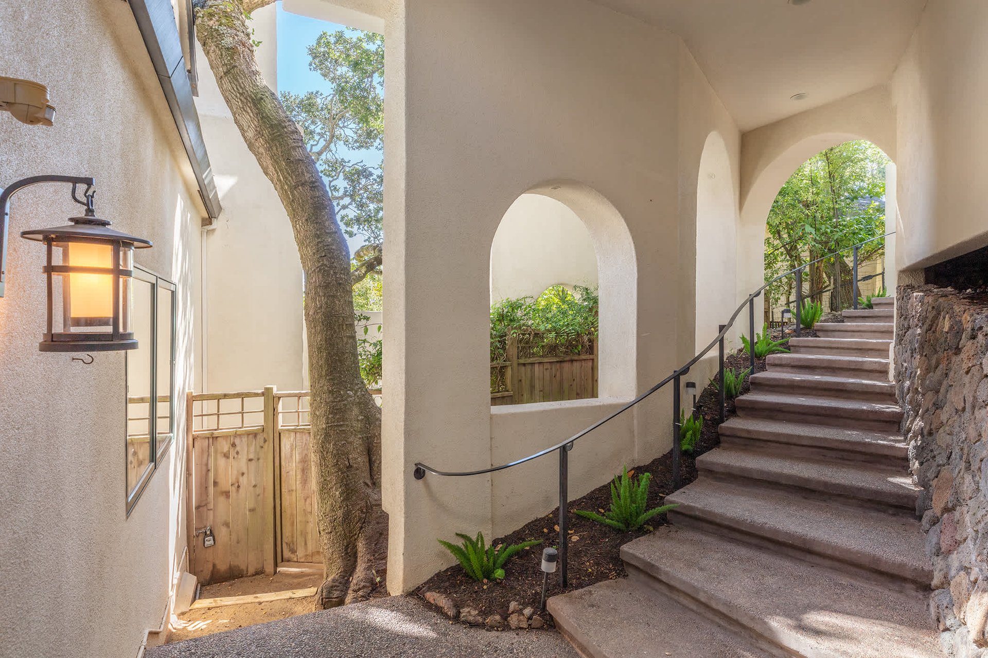 164 Crescent Avenue
