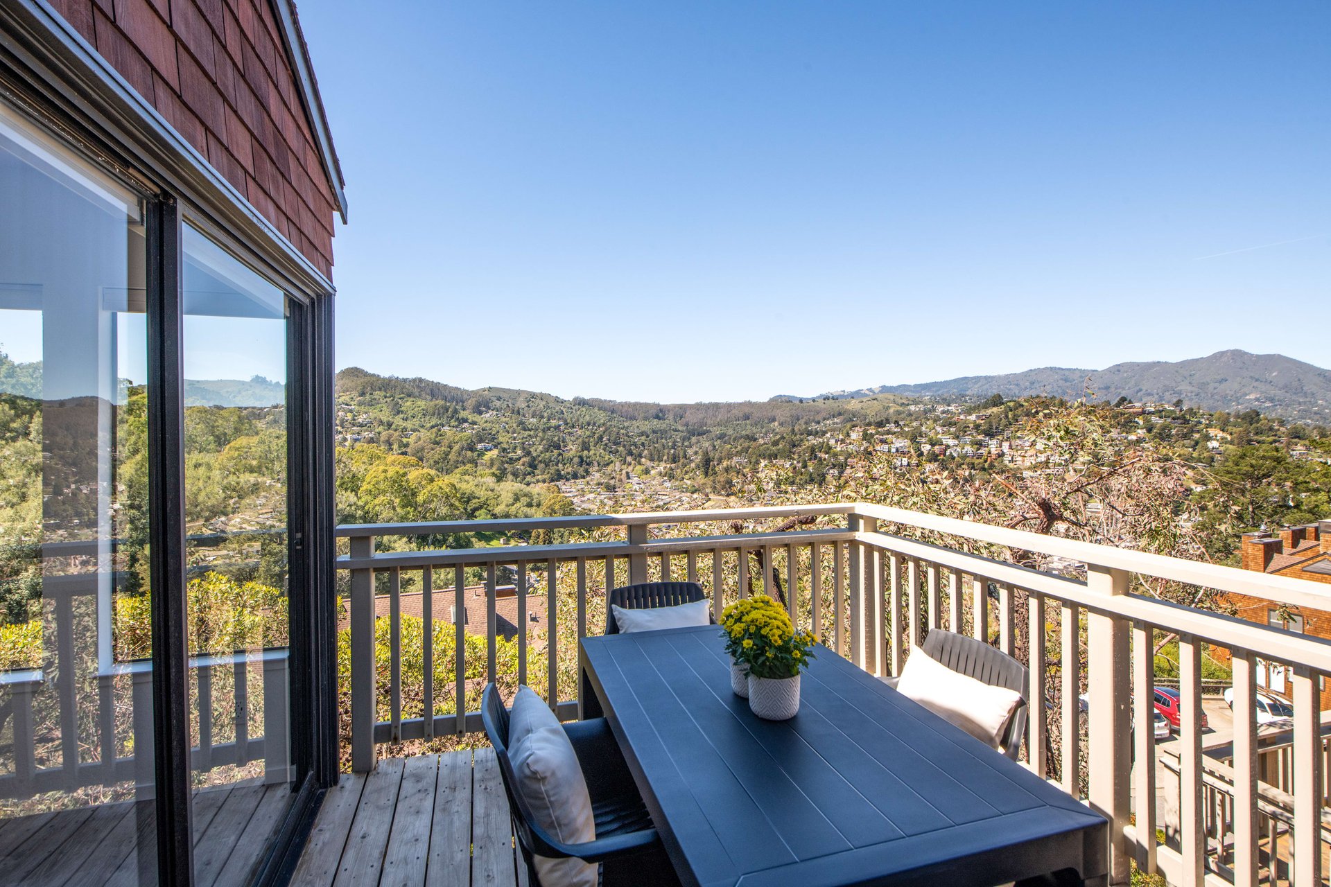 501 Headlands Court