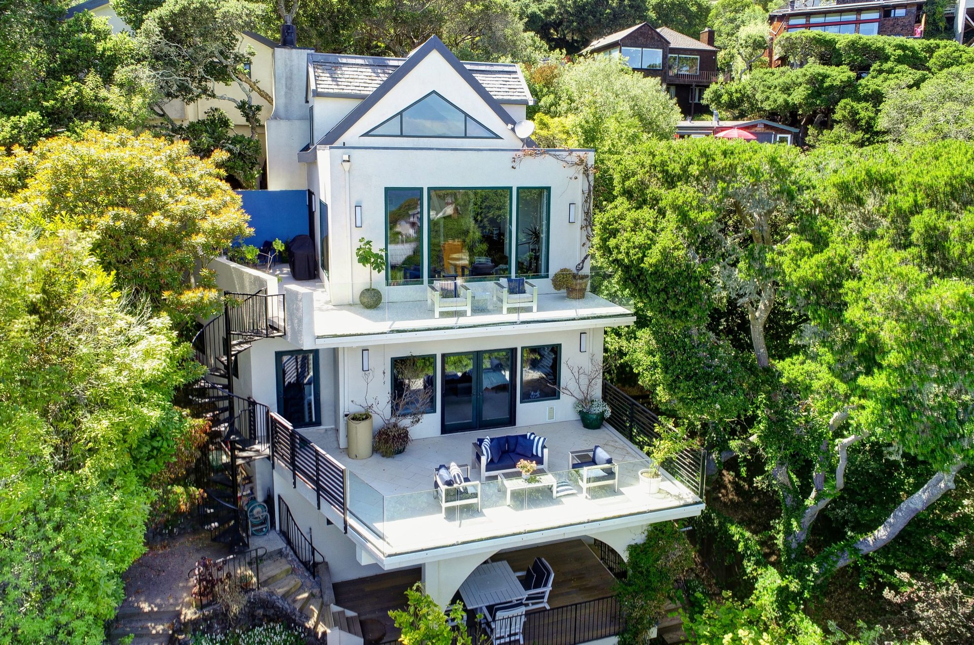 164 Crescent Avenue