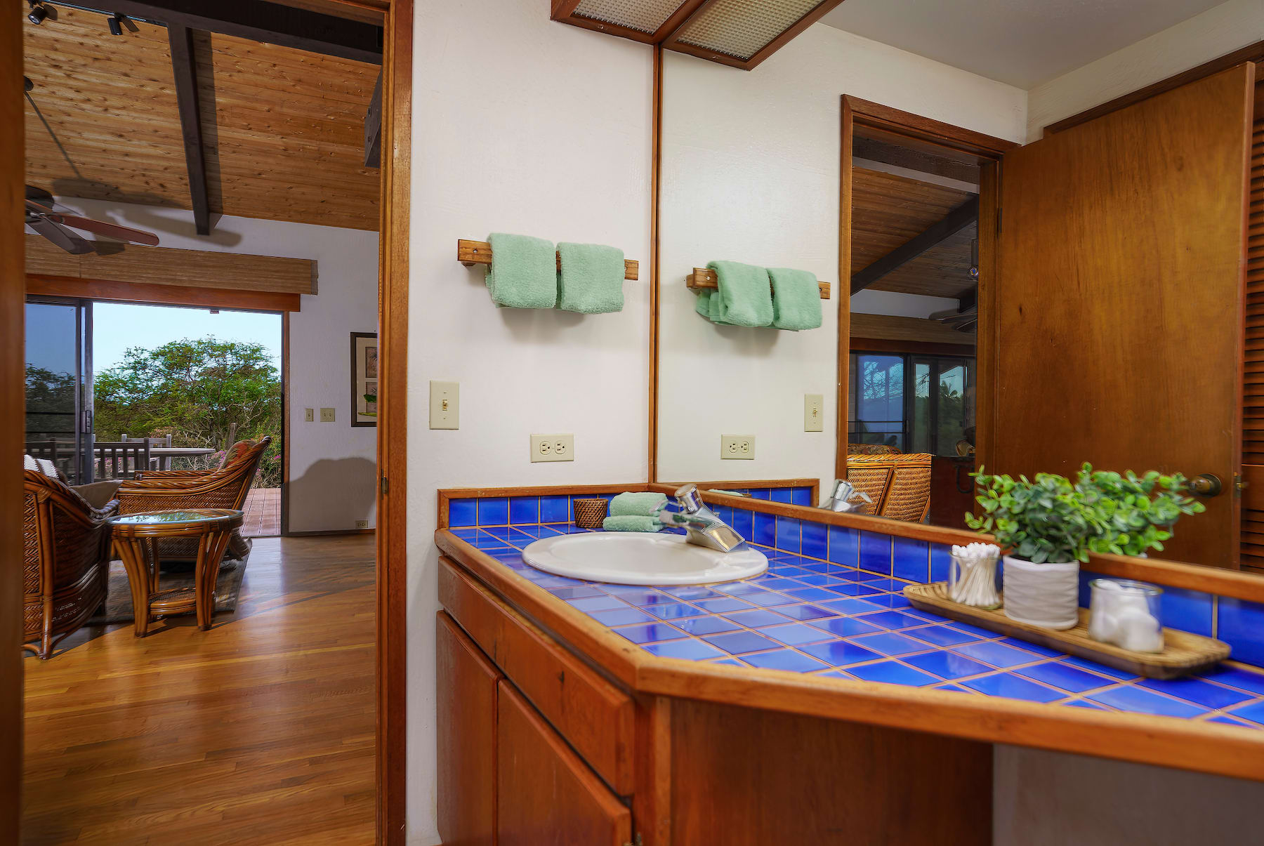 FOR SALE 4800 Pohakuloa Road Maunaloa, Hawaii