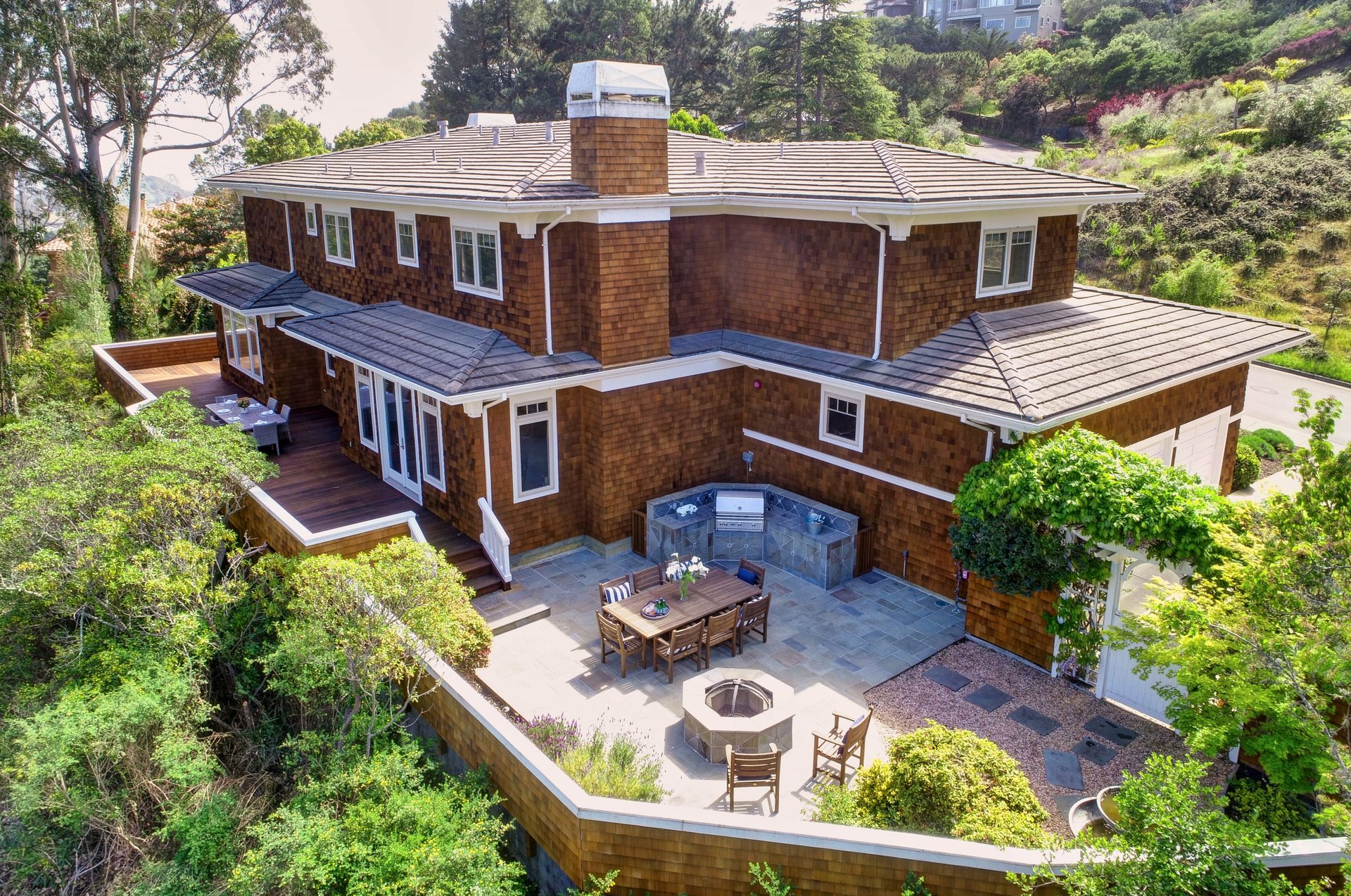 38 Via Los Altos