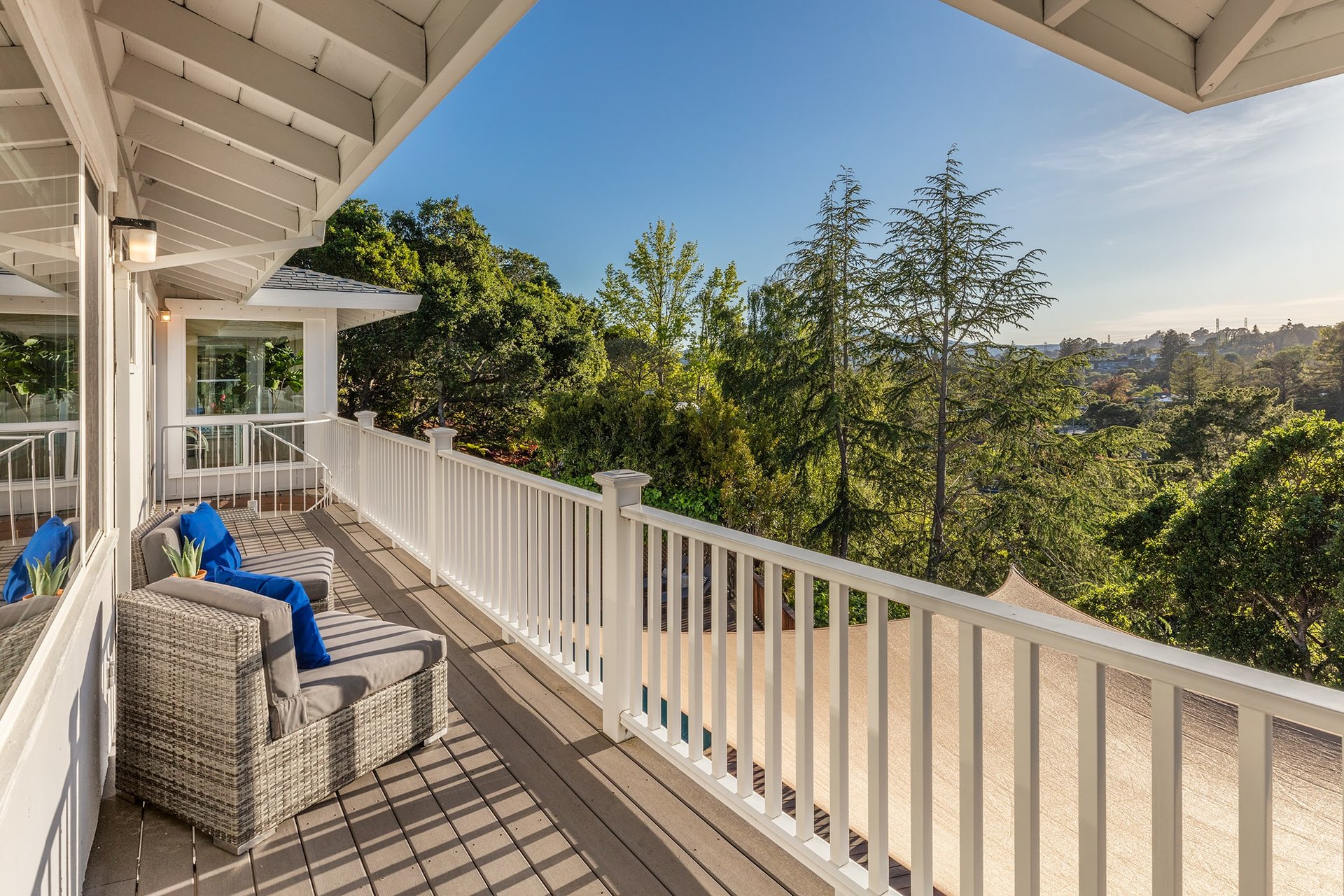 12 Lochness Lane