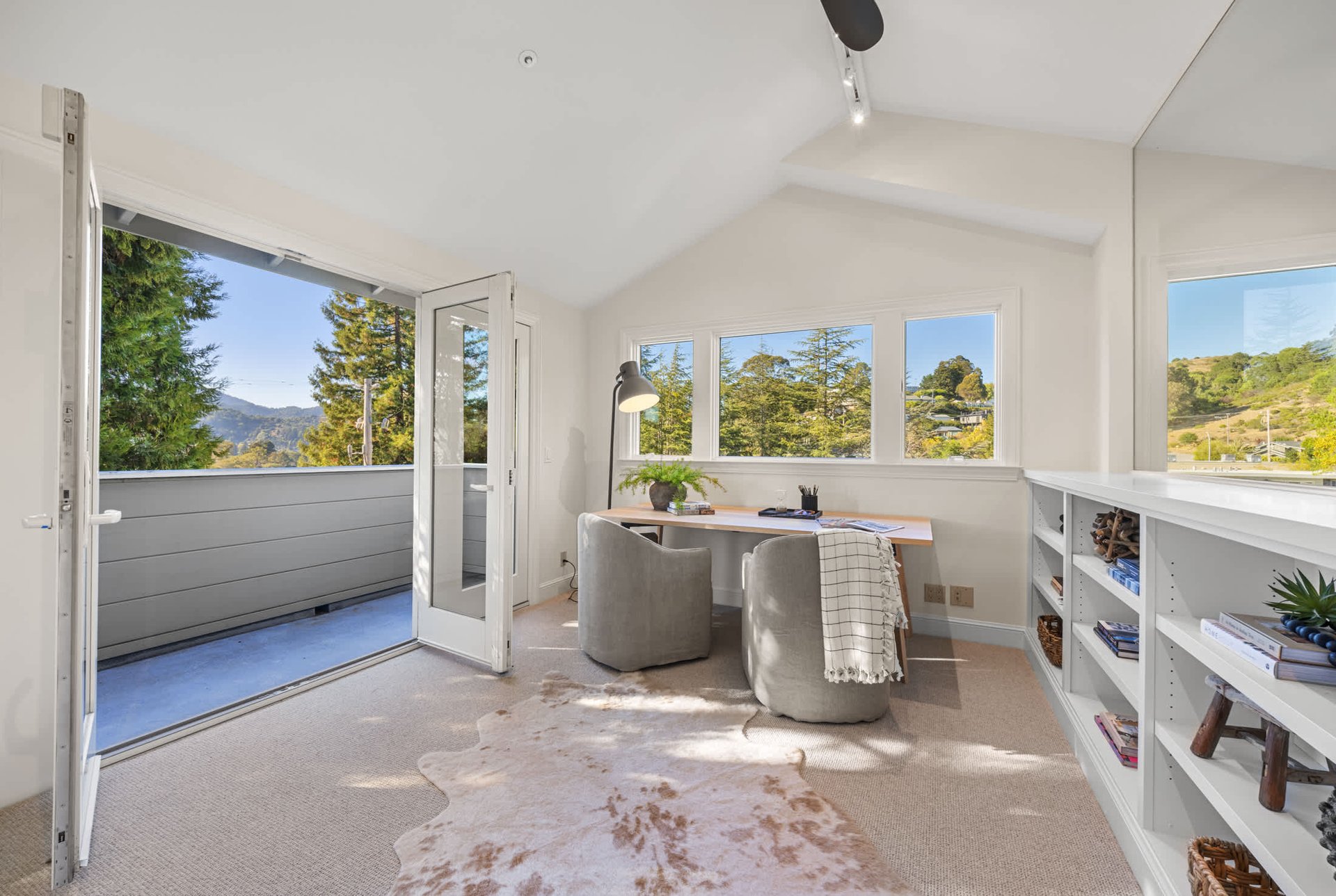 23 S Knoll Road