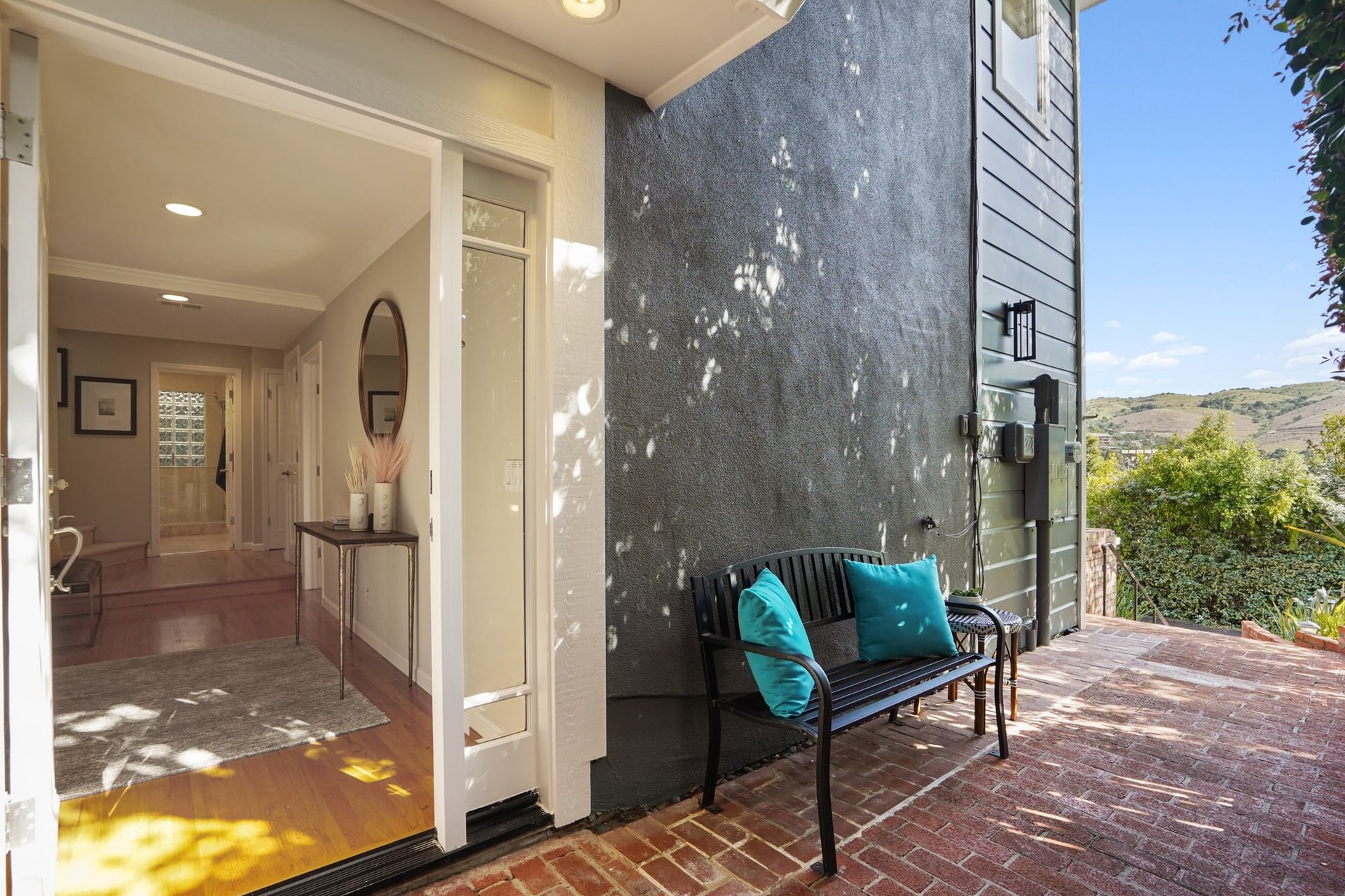 51 Acacia Avenue